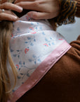 Patterned Neck Scarf / Pink Paisley