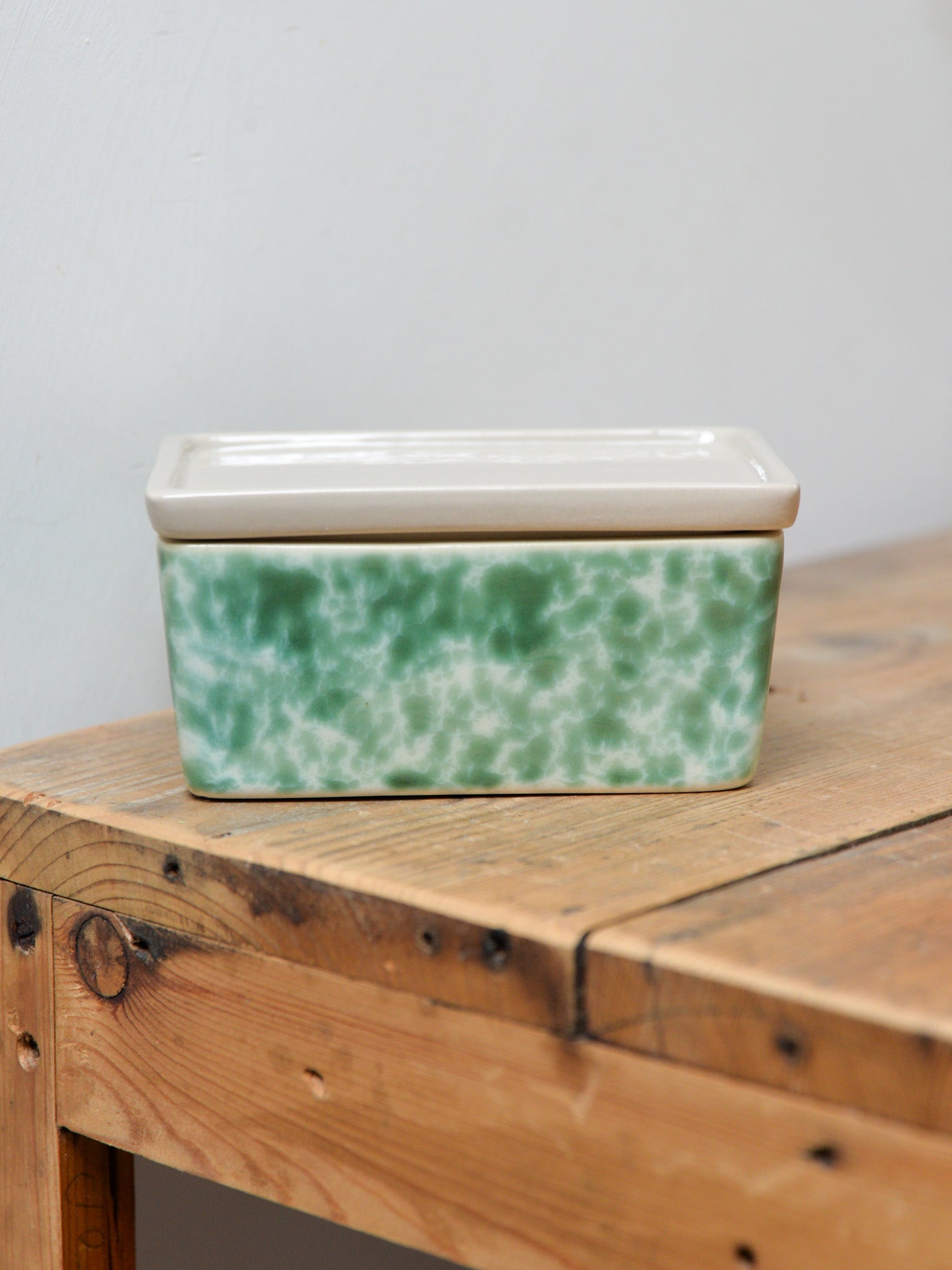 Ceramic Butter Dish / Green Splatter