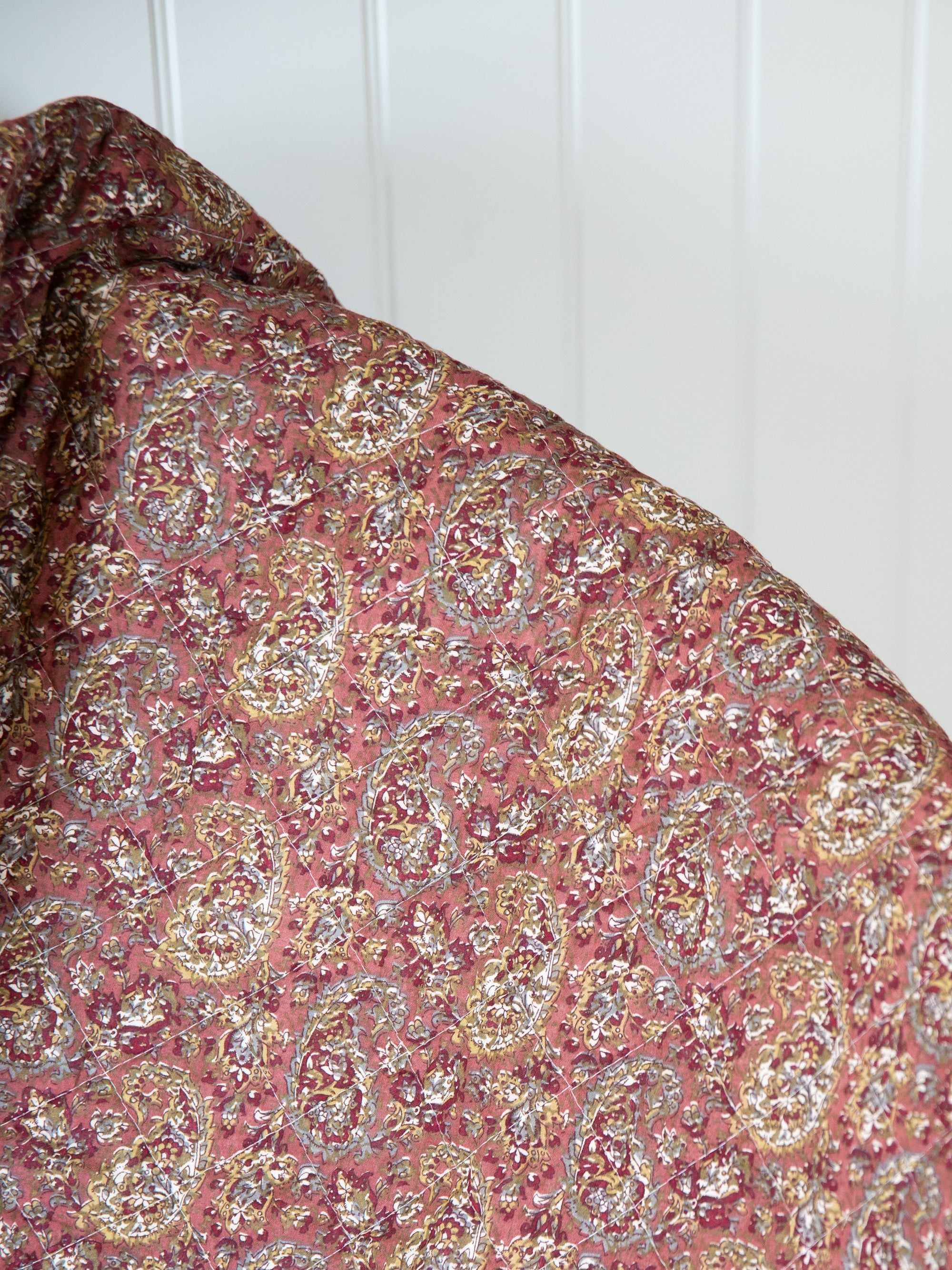 Dark Red Paisley Quilt