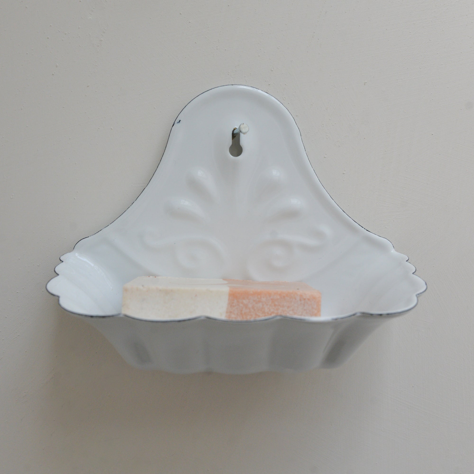 Enamel Wall Mounted  Soap Holder / White