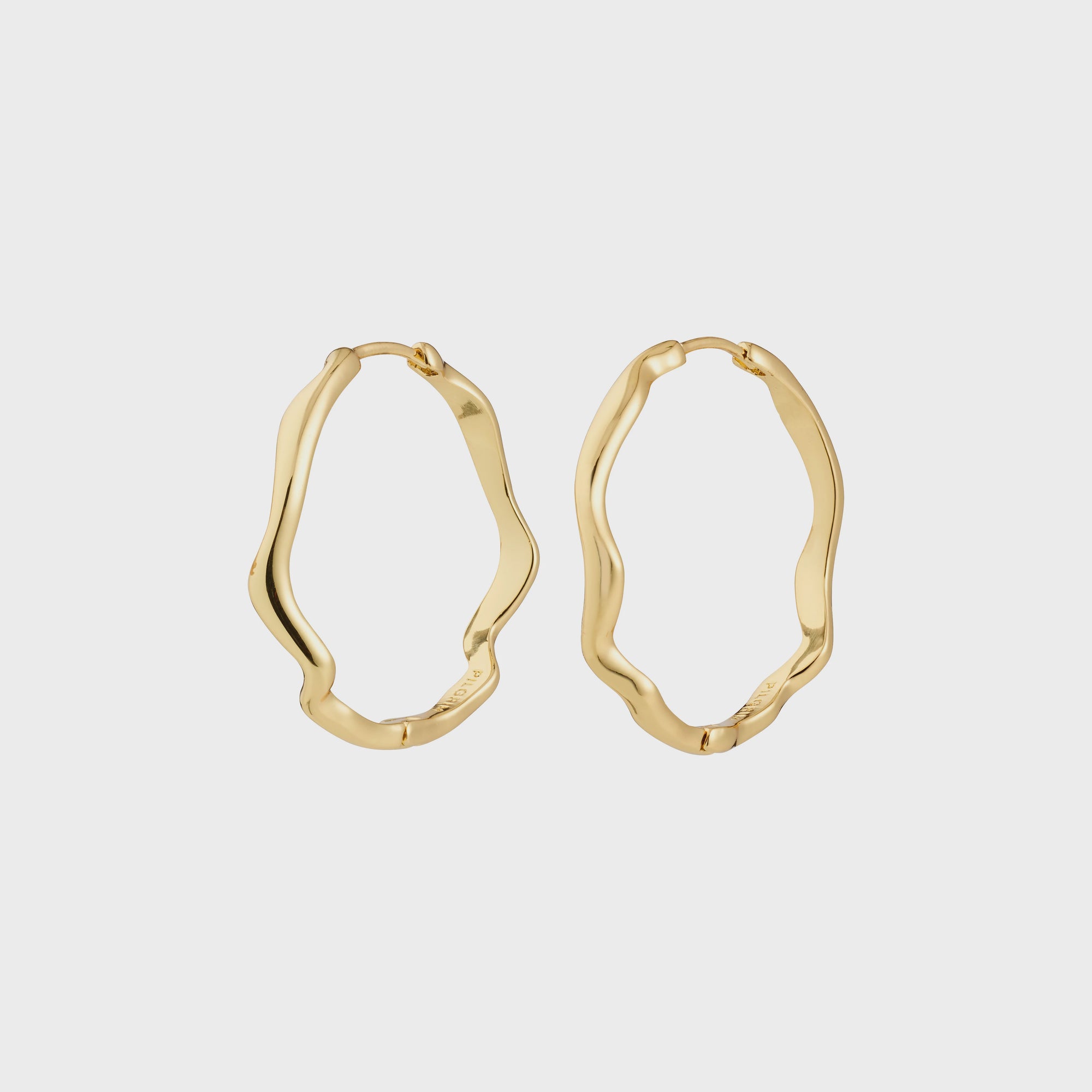 Larkin Medium Irregular Hoops / Gold