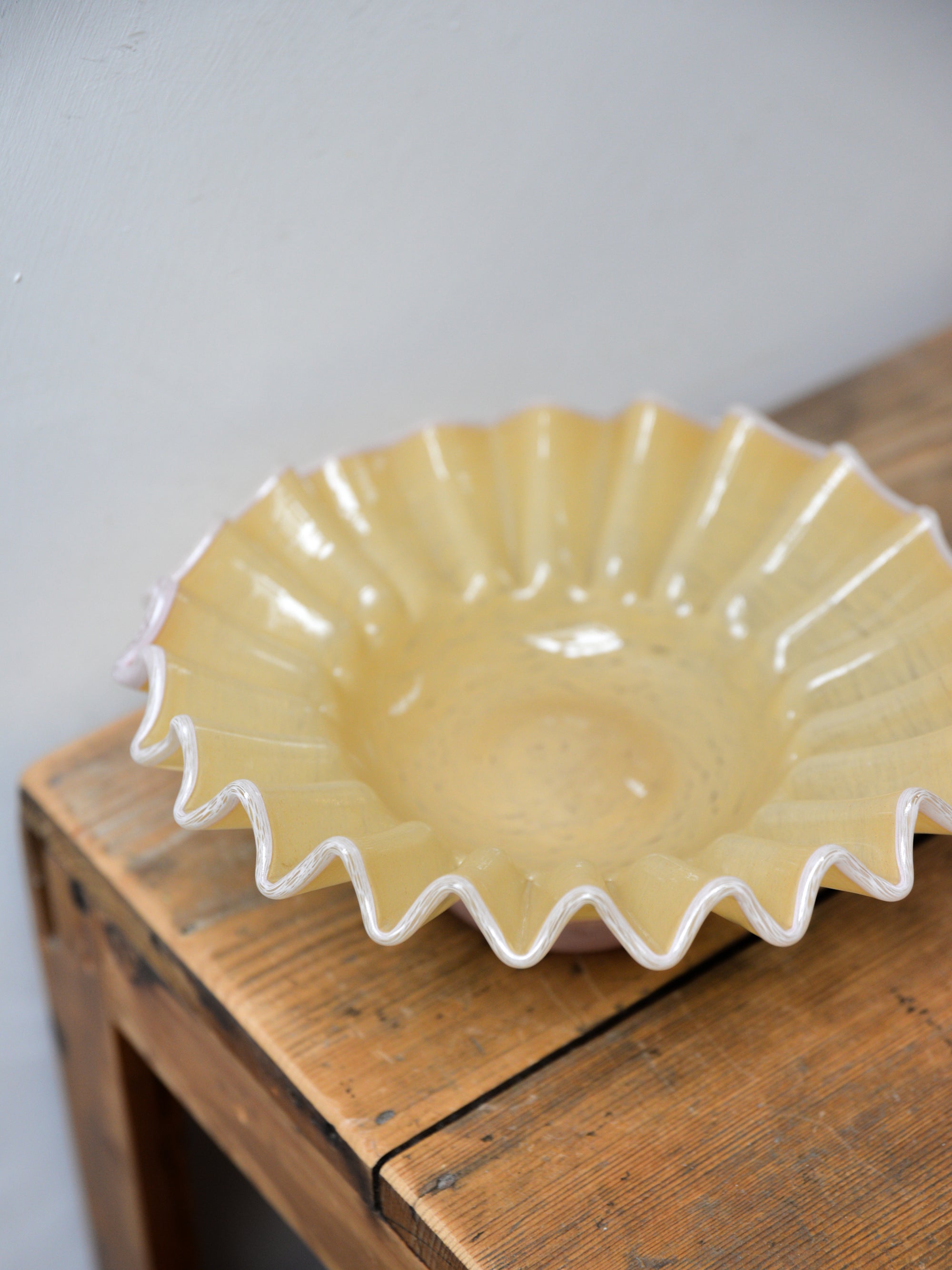 Ruffle Glass Bowl / Honey and Lilac