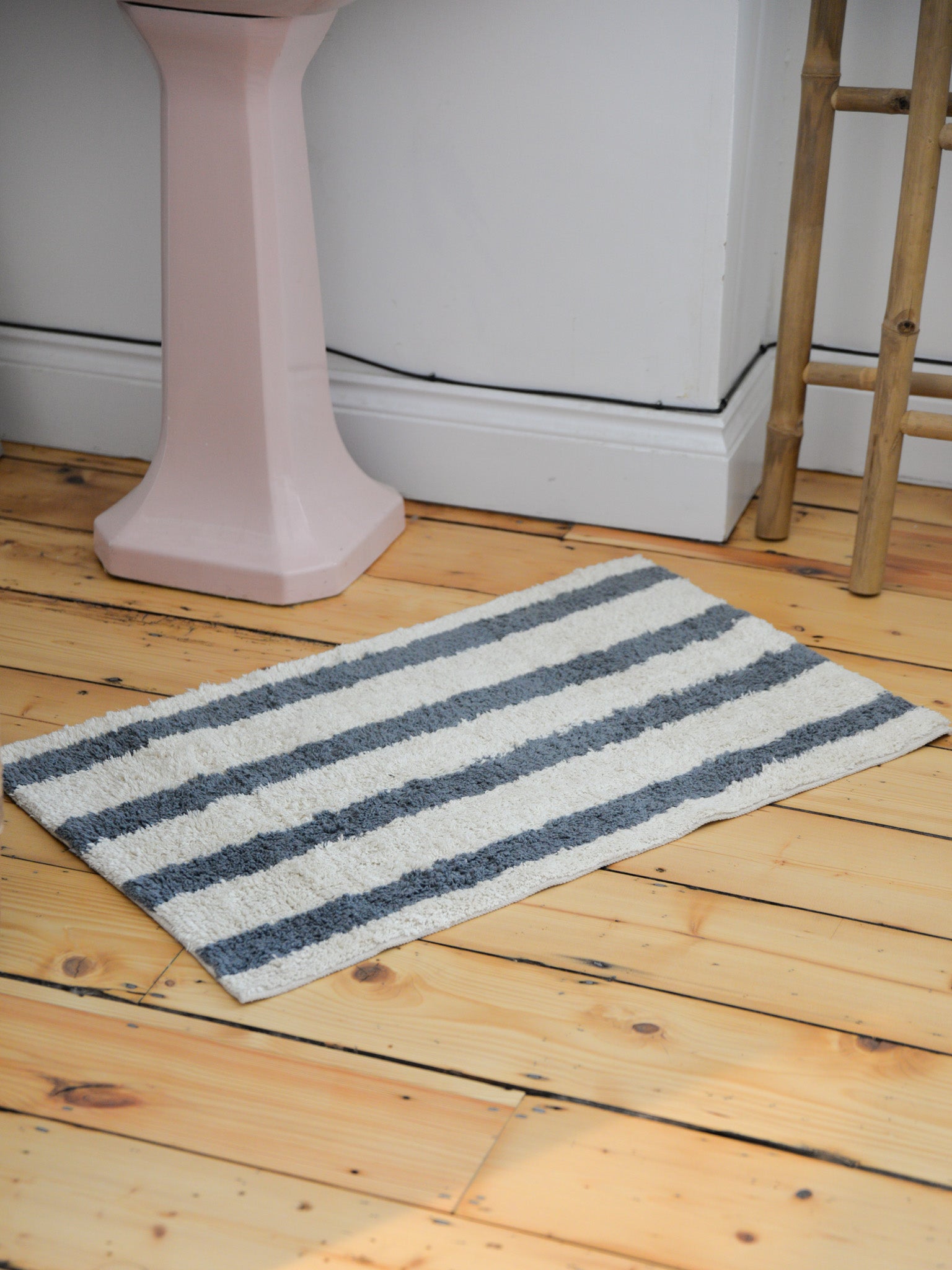 Dusty Blue Striped Tufted Bath Mat