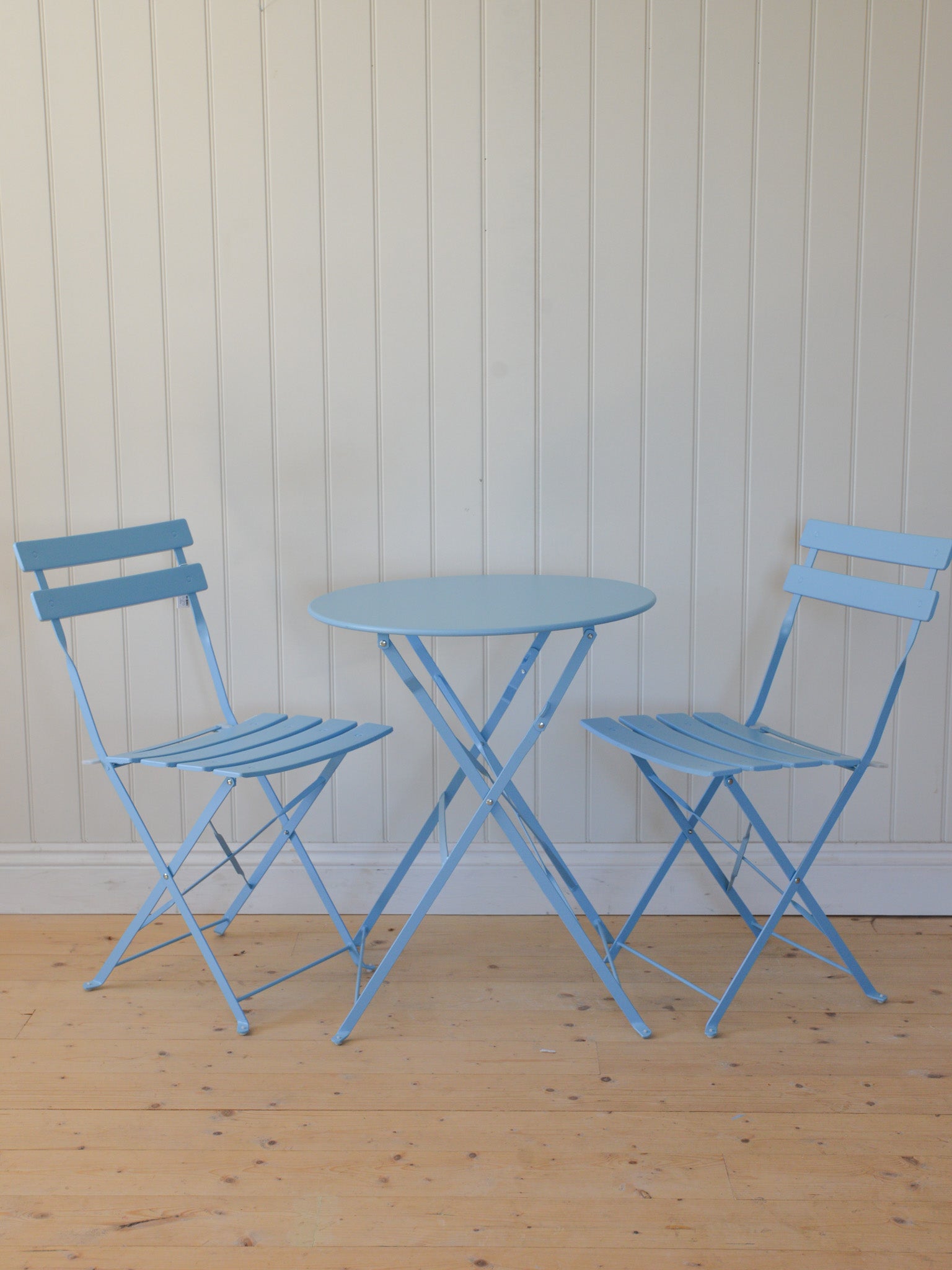 Bistro Table and Chairs Set / Light Blue