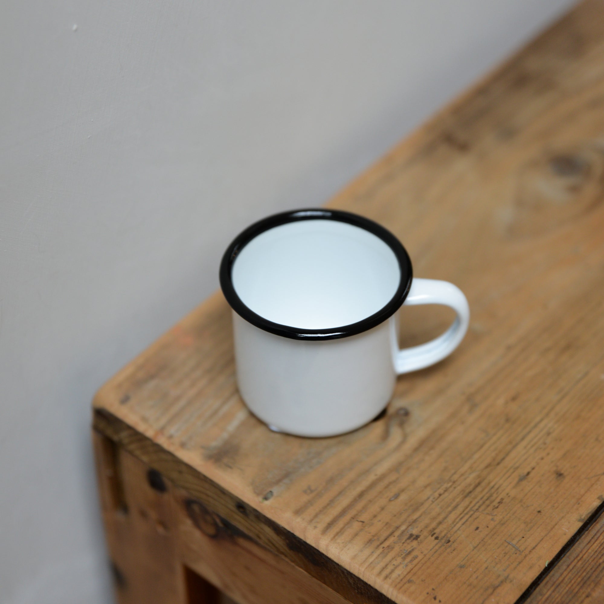 Enamel Espresso Cup / Black Rim