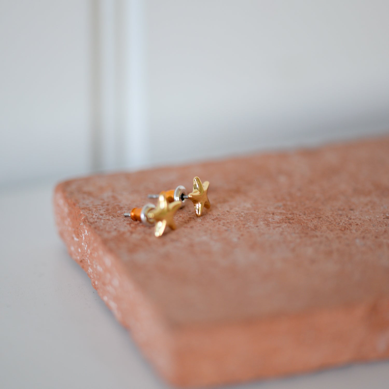 Andre Star Stud Earrings / Gold