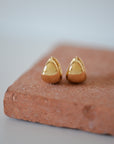 Jua Chunky Huggie Earrings / Gold