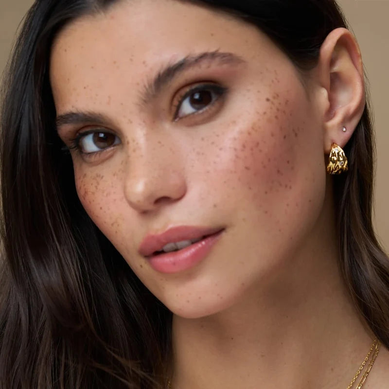 Molten Tapered Crystal Hoop Earrings / 18K Gold Plated