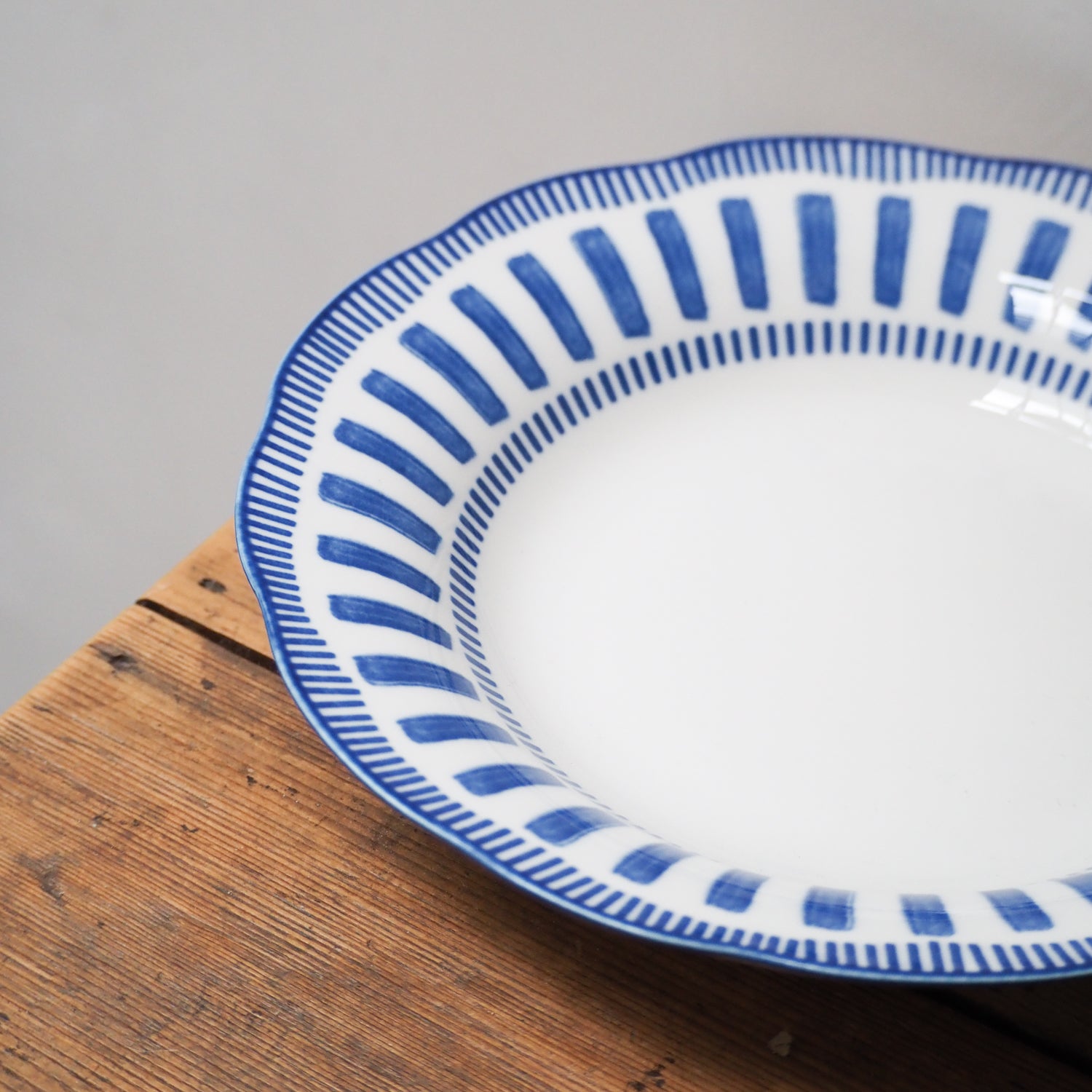 French Porcelain Scalloped Dessert Bowl / Blue