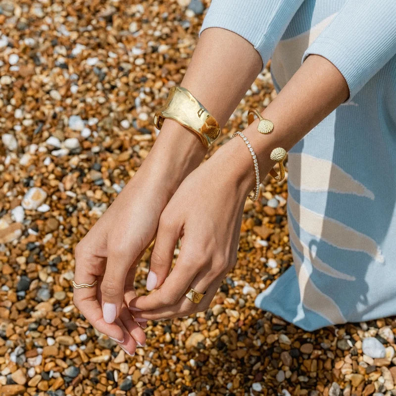 Crystal Tennis Bracelet / 18K Gold Plated