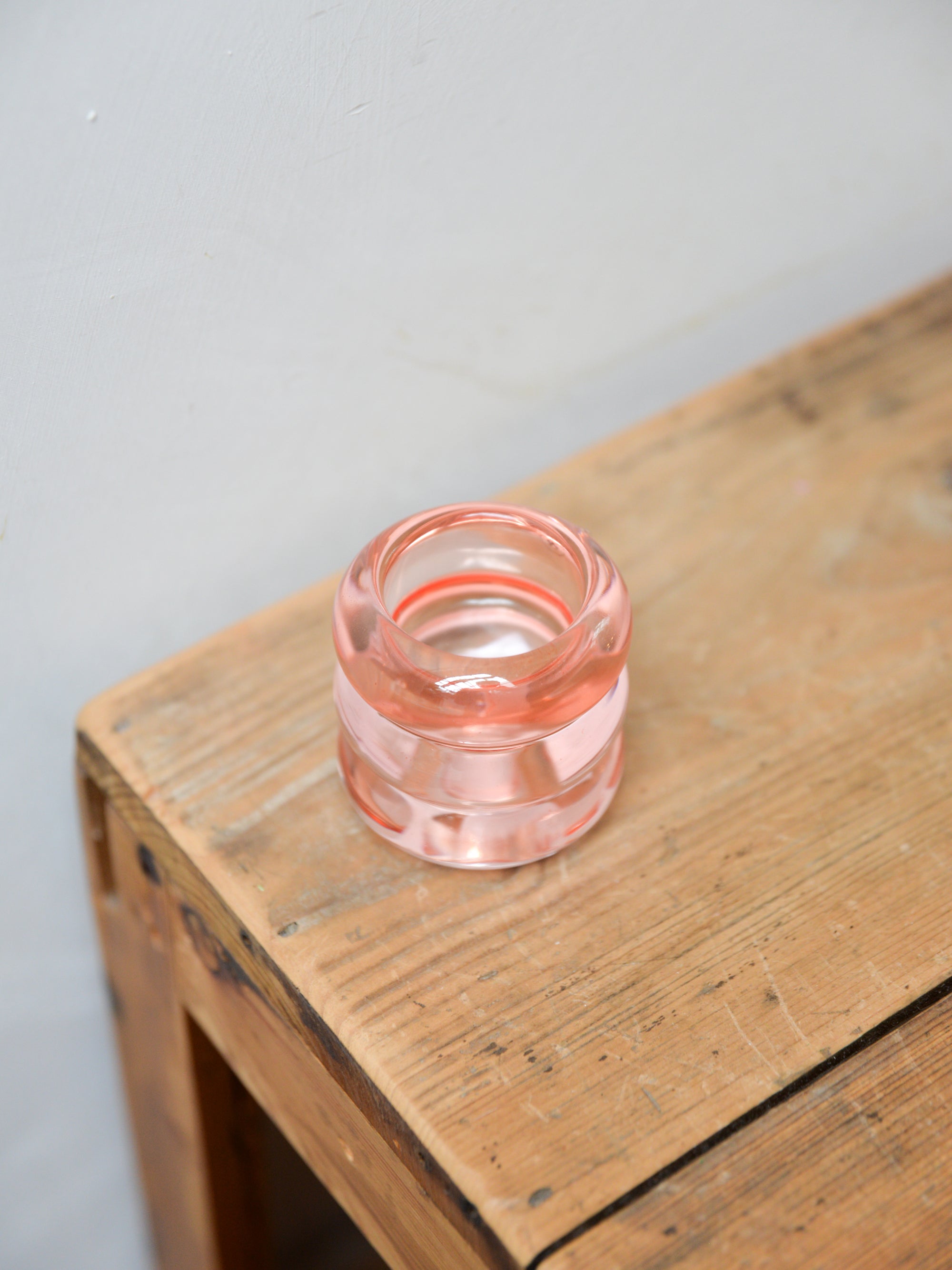 Jonna Coloured Glass Candle Holder / Pink