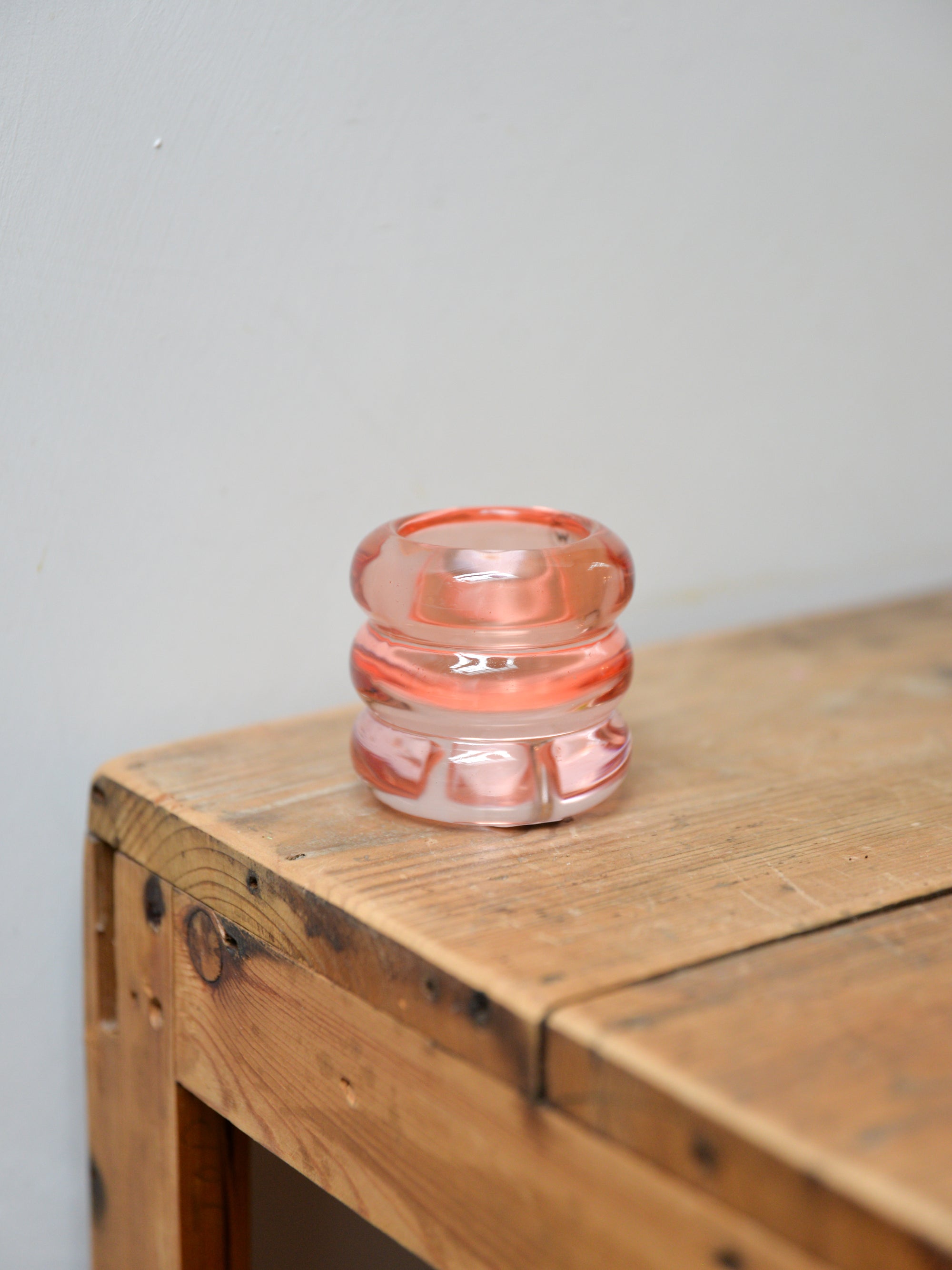 Jonna Coloured Glass Candle Holder / Pink