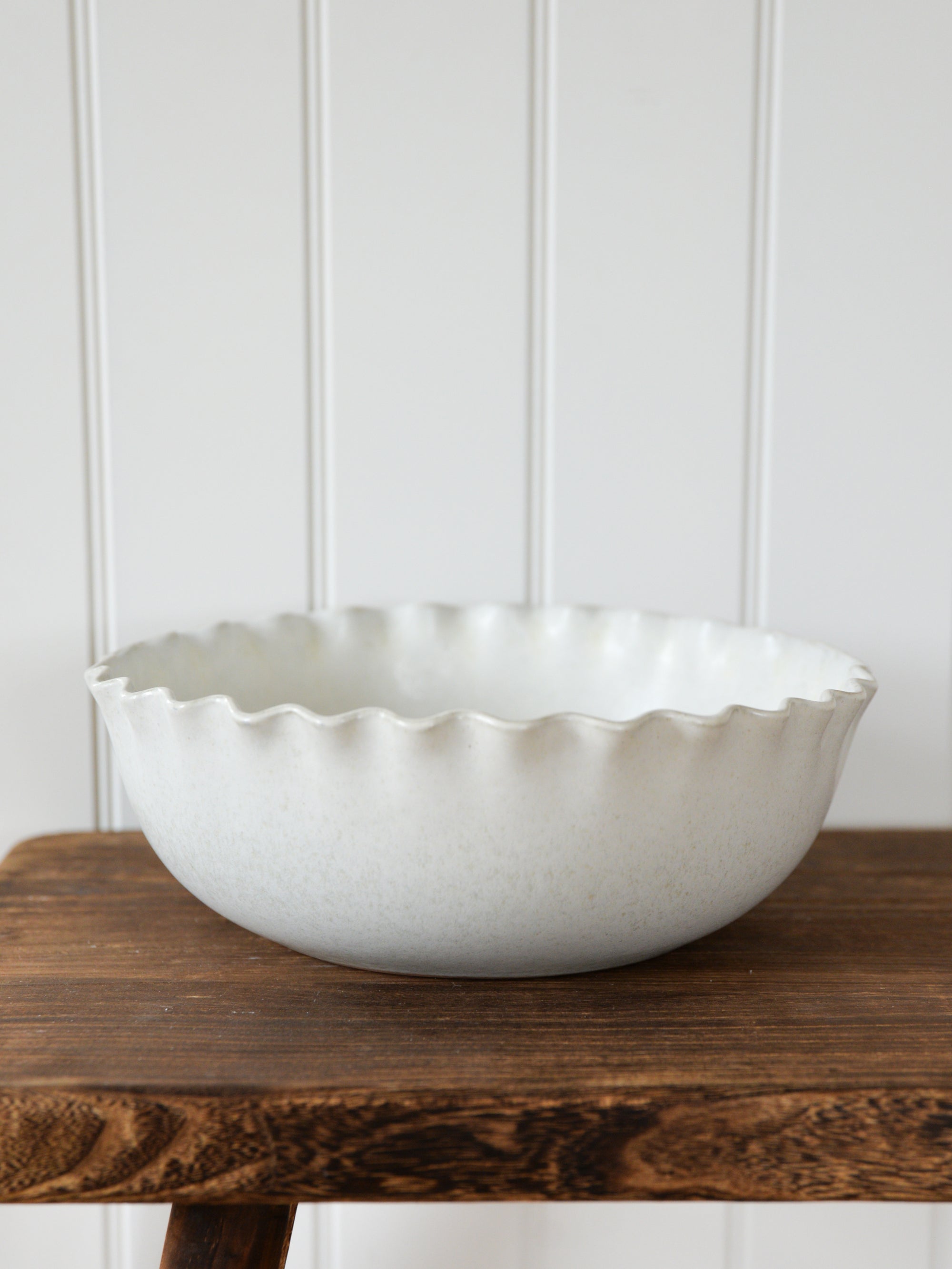 Leonor Scallop Bowl